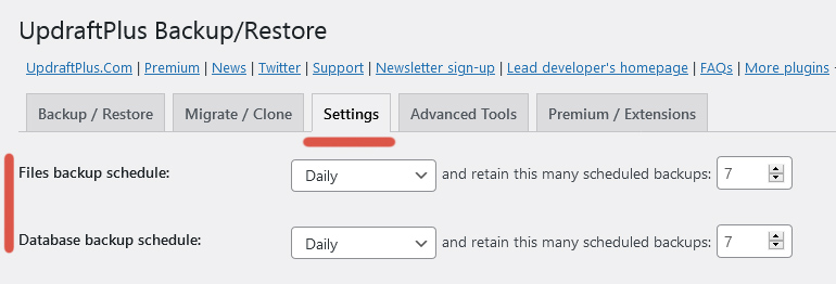 Settings of the plugin UpdraftPlus to configure scheduled backups.